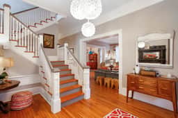 Big Yellow Brick House - Victorian District