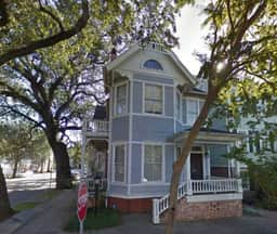 Big Blue House - Near Forsyth Park - Lower