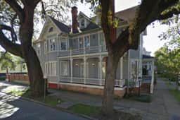 Big Blue House - Near Forsyth Park - Lower