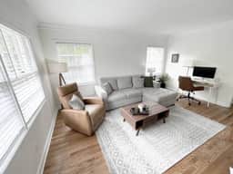 Ardsley Upscale Living Unit #4