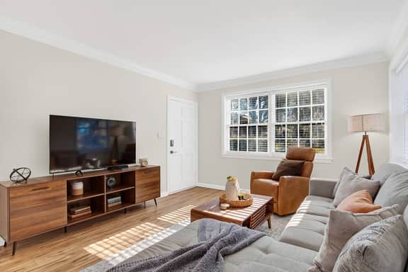 Ardsley Upscale Living Unit #2
