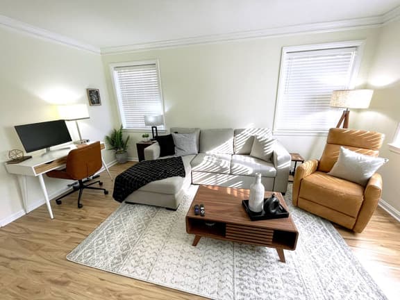 Ardsley Upscale Living Unit #1
