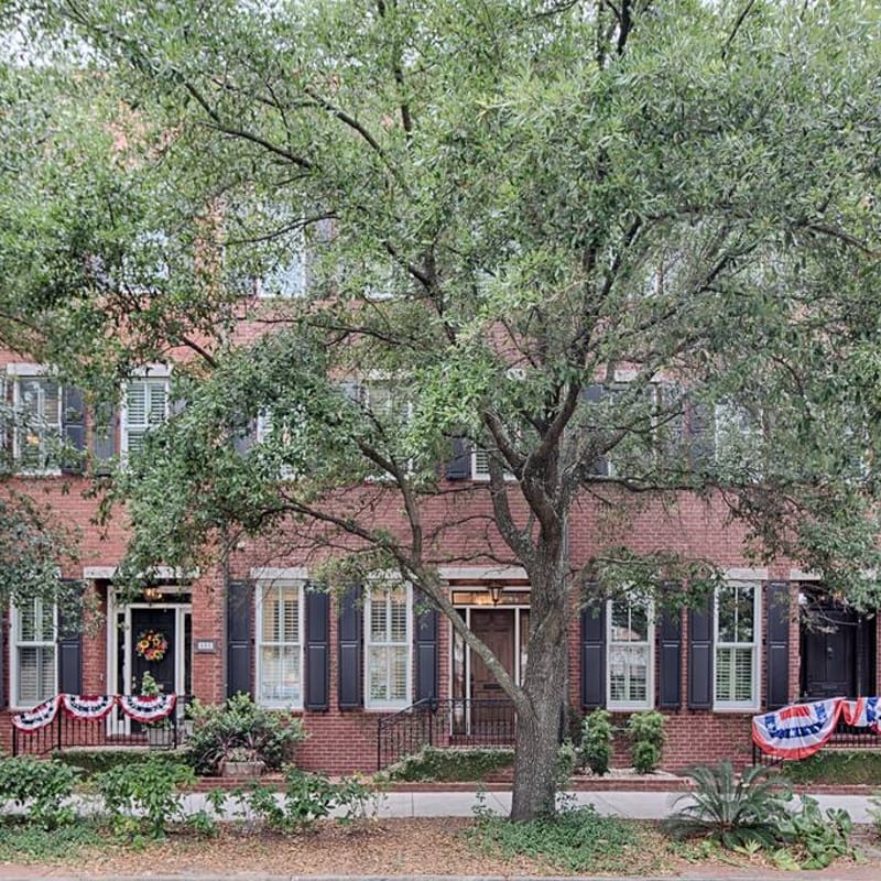 Liberty Street Redbrick Townhouse